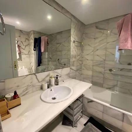 Apartment Rez De Jardin En Plein Coeur De Puerto Banus Marbella